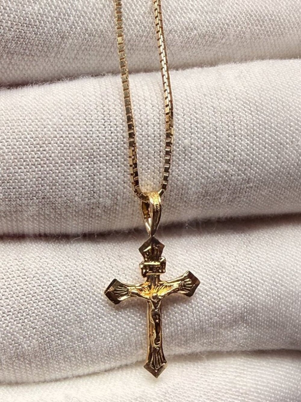 14K Yellow Gold Fancy Tiny Crucufix Pendant With 0.8mm Box Chain - 22 inch